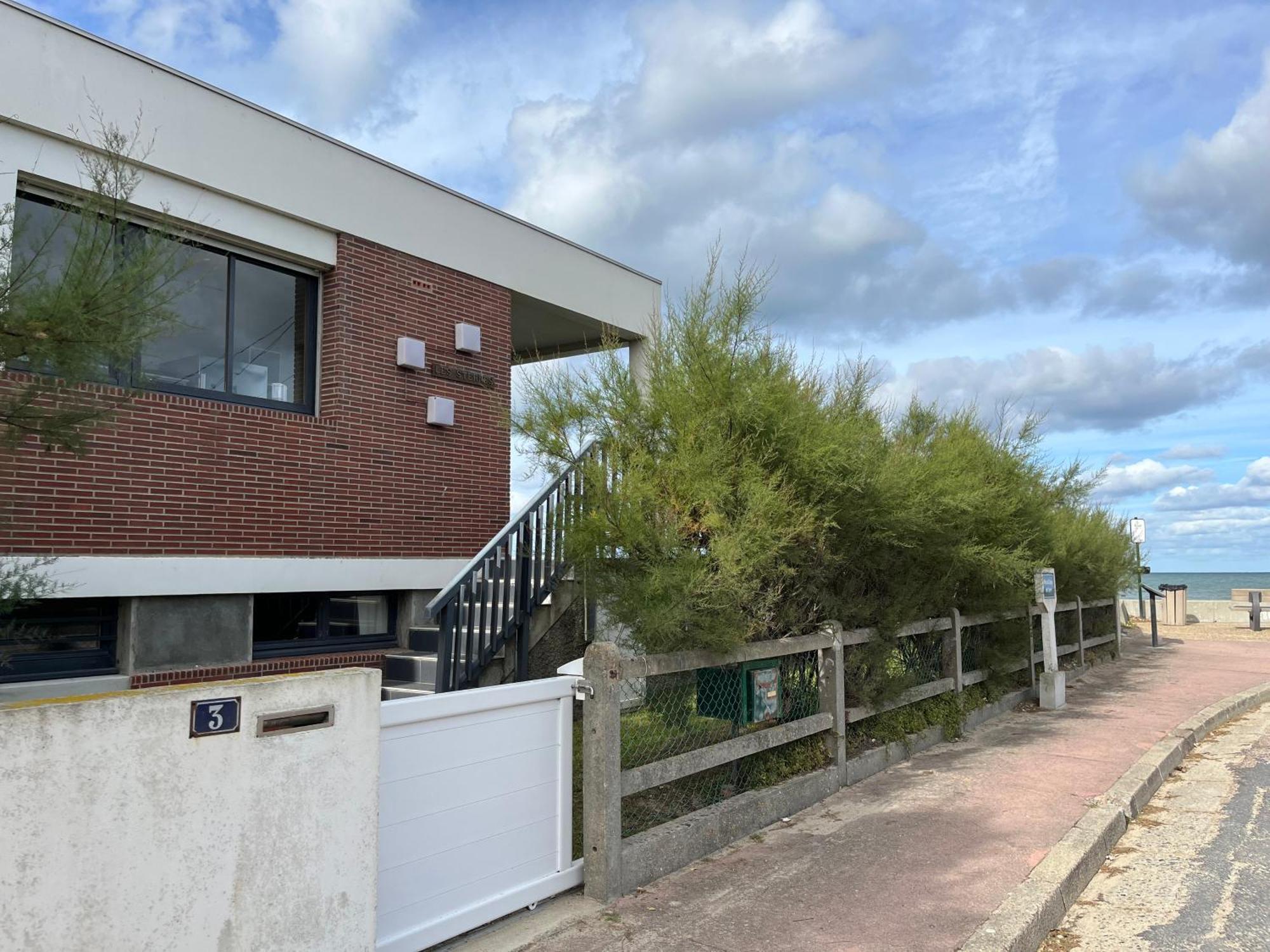 Villa D'Architecte - Les Pieds Dans L'Eau Ver-sur-Mer Exterior foto
