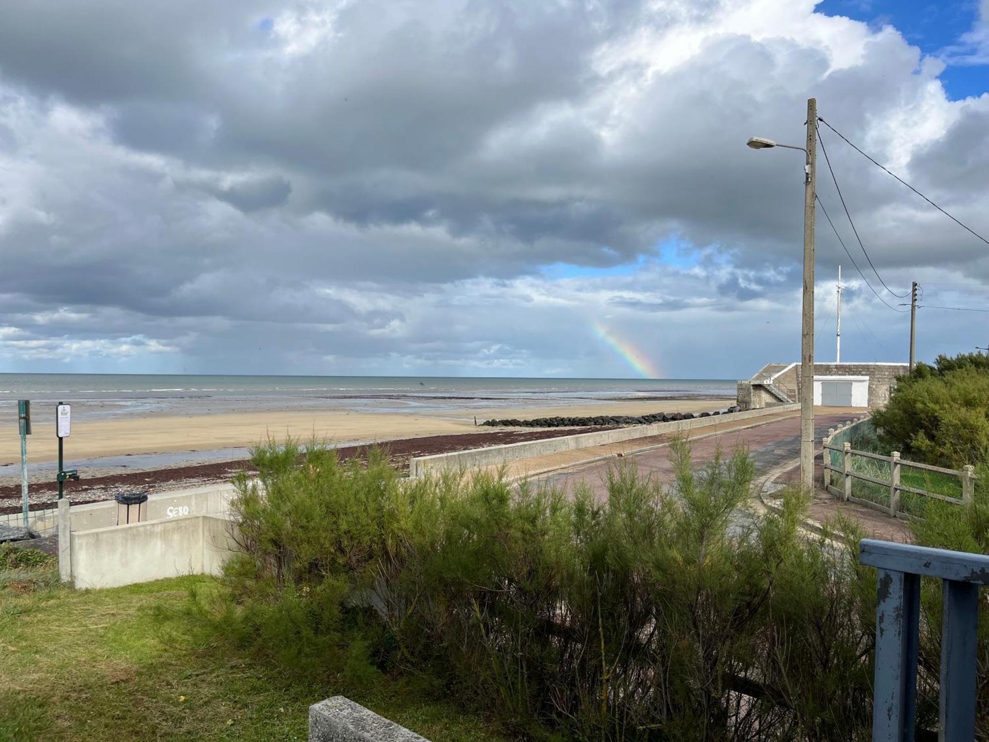 Villa D'Architecte - Les Pieds Dans L'Eau Ver-sur-Mer Exterior foto